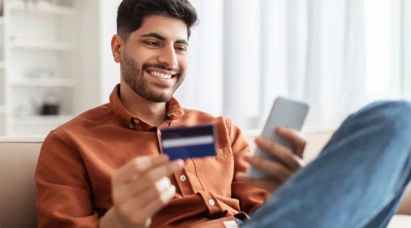 Carte de retrait ou carte de paiement : quelles différences ? Le guide complet