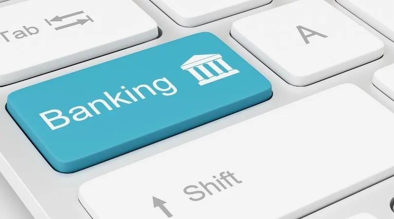 The multiple advantages of a card without a bank account