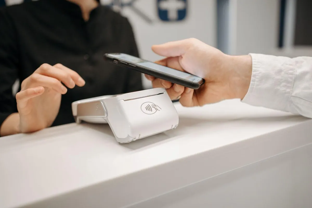 Optimise your banking with the prepaid card for SEPA transfers
